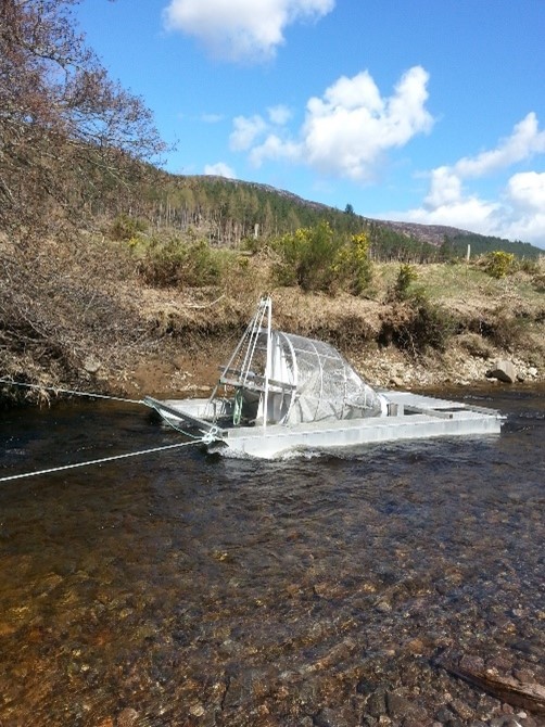 Rotary screw trap on the River Meig
